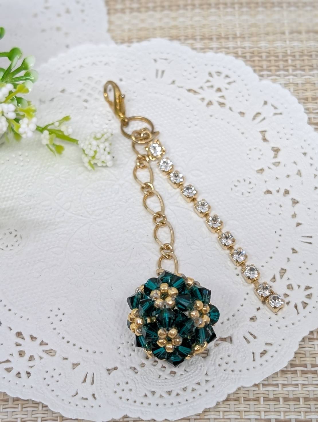 スワロフスキービーズチャーム