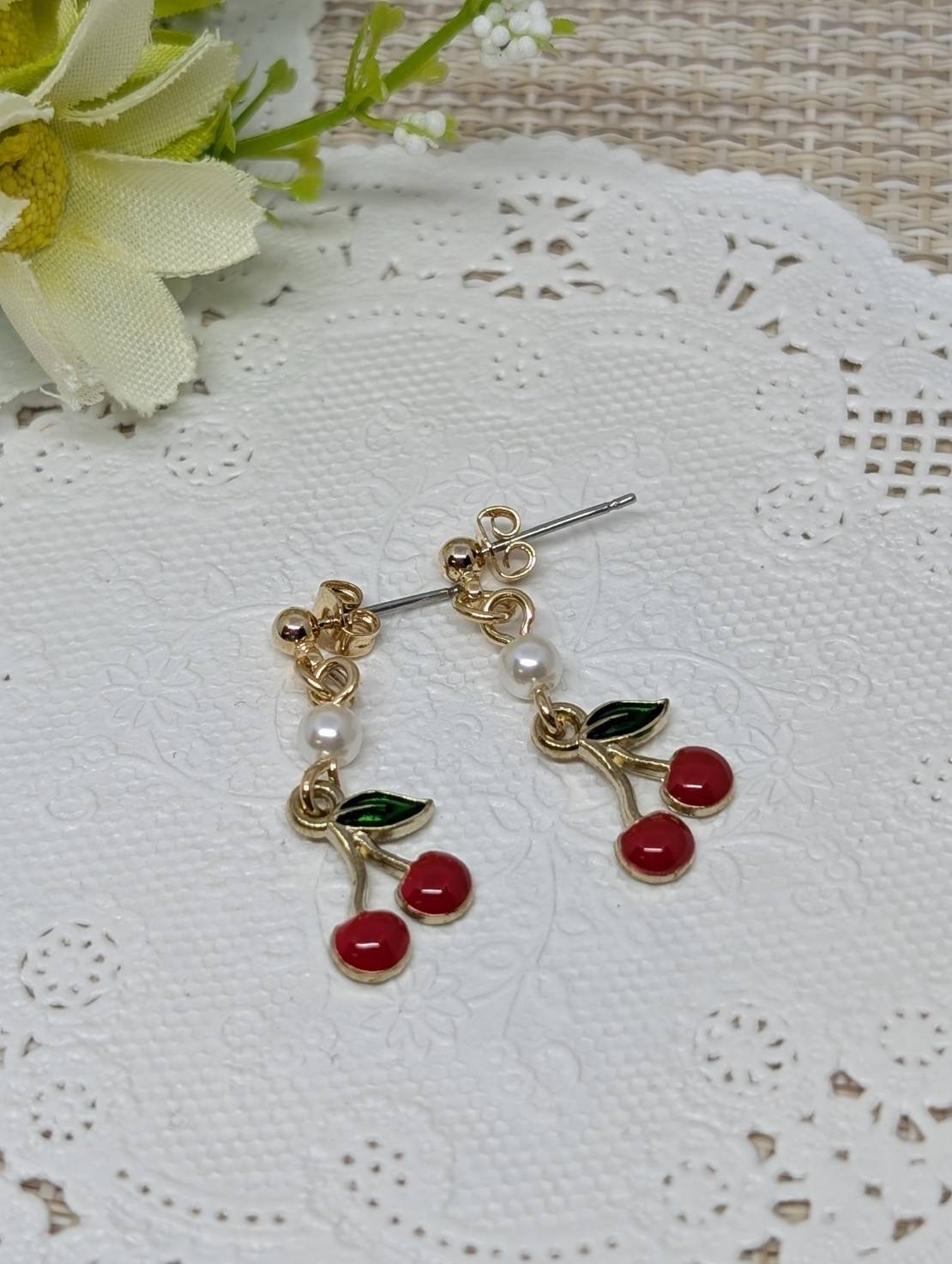 さくらんぼピアス