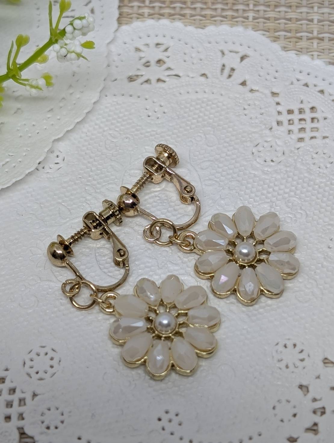 フラワーイヤリング